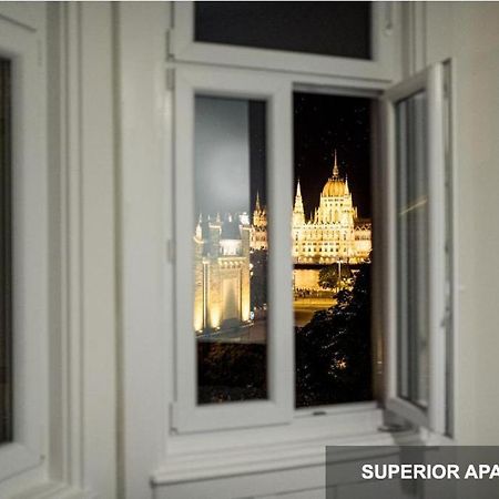 BpR Agathé Elegant Suite with Parliament View Budapest Extérieur photo